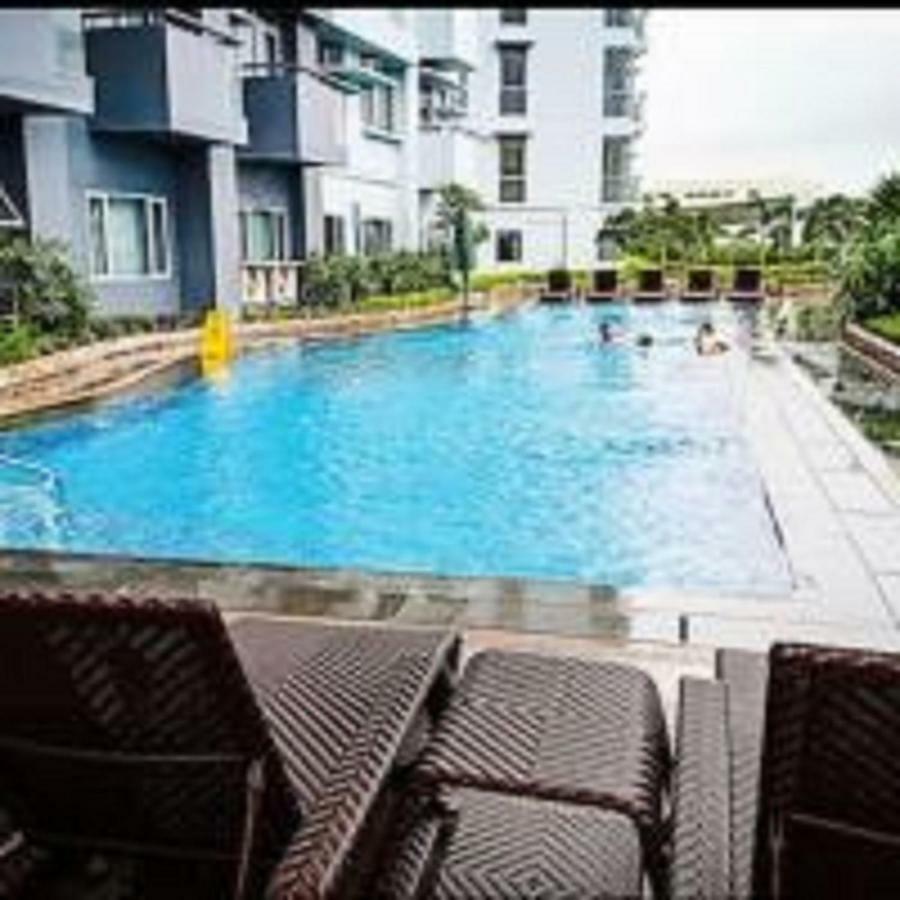 Cubao Manhattanheights Unit14K Tower D, Studio Manilla Buitenkant foto