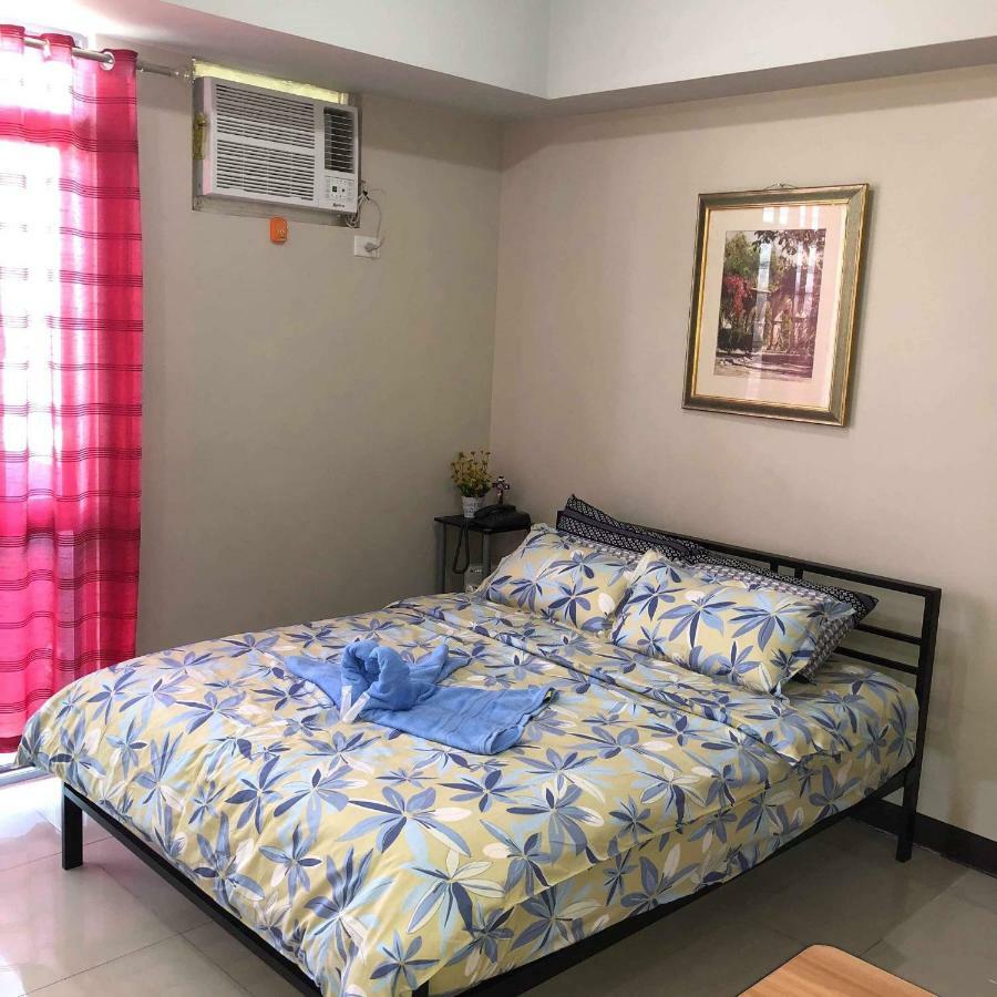 Cubao Manhattanheights Unit14K Tower D, Studio Manilla Buitenkant foto